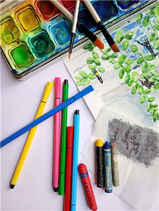 See It, Sketch It, Imagine It! With Sarah Davies  (Family Course for Adult and Children)